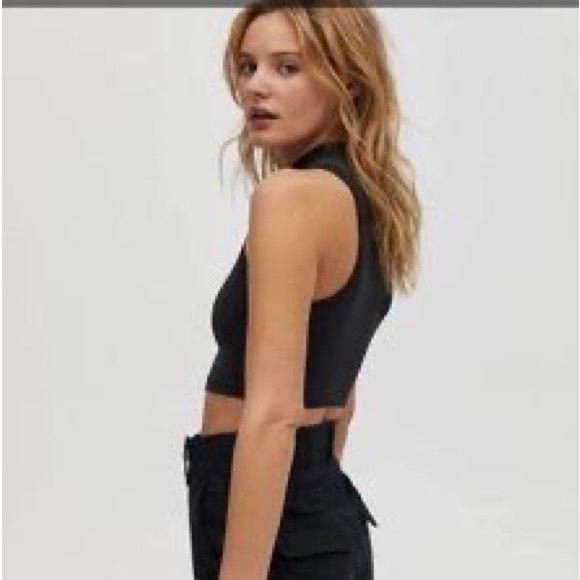 Aritzia TNA Westwood Tank, Black, Size XL - Picture 2 of 6